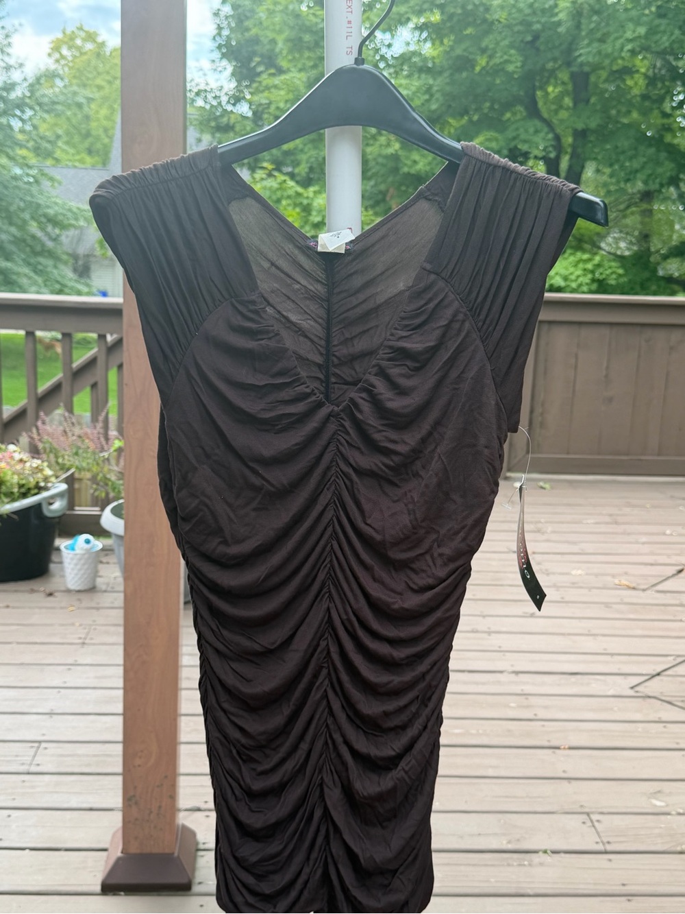 Cocomo Brown Ruched V-Neck top new with  tags medium